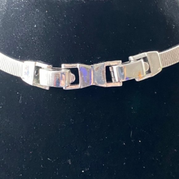 VTG- Trifari- Adjustable Omega Choker w Adjustable Sister Hinge Clip Clasps - Picture 4 of 9